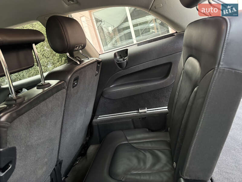 Внедорожник / Кроссовер Audi Q7 2007 в Черновцах