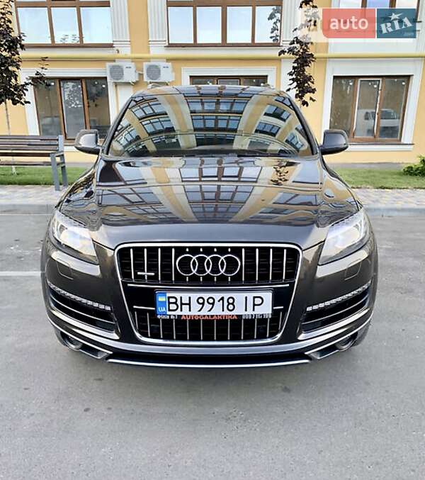 Внедорожник / Кроссовер Audi Q7 2011 в Одессе