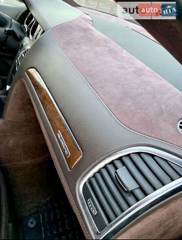 Внедорожник / Кроссовер Audi Q7 2011 в Одессе