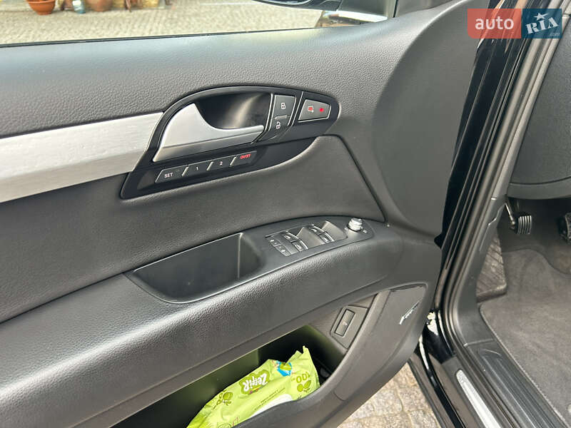 Внедорожник / Кроссовер Audi Q7 2015 в Владимире