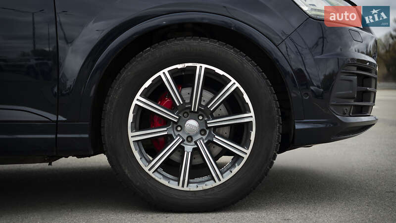 Позашляховик / Кросовер Audi Q7 2017 в Києві фото 14 Позашляховик / Кросовер Audi Q7 2017 в Києві