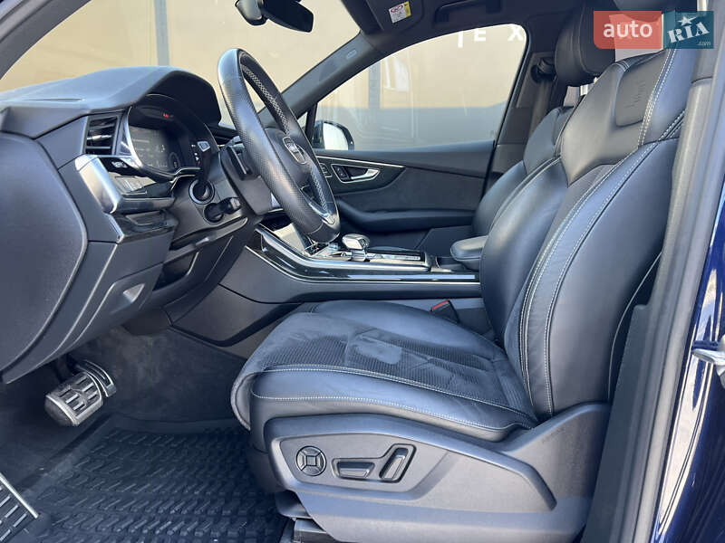 Позашляховик / Кросовер Audi Q7 2021 в Львові фото 22 Позашляховик / Кросовер Audi Q7 2021 в Львові