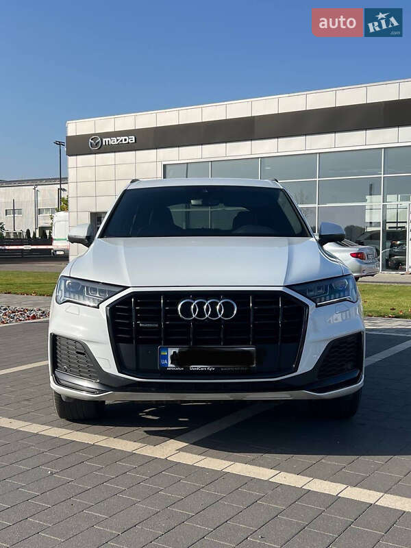 Внедорожник / Кроссовер Audi Q7 2020 в Мукачево