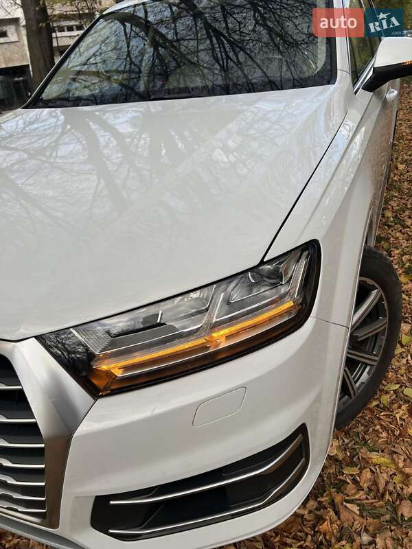 Внедорожник / Кроссовер Audi Q7 2019 в Ивано-Франковске
