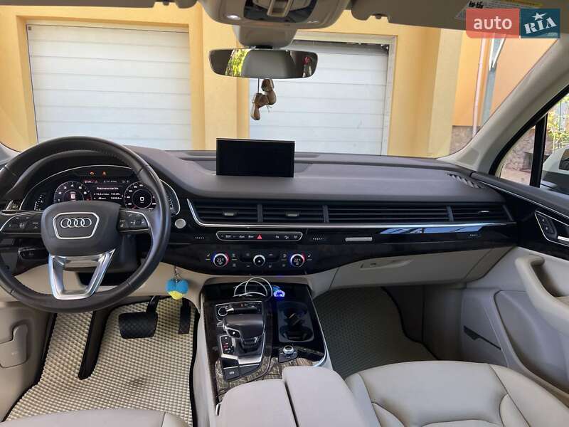 Внедорожник / Кроссовер Audi Q7 2019 в Ивано-Франковске