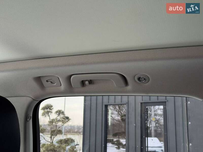 Внедорожник / Кроссовер Audi Q7 2017 в Каменец-Подольском