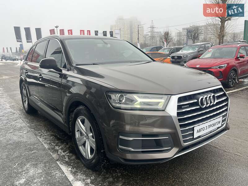 Внедорожник / Кроссовер Audi Q7 2015 в Киеве фото 4 Внедорожник / Кроссовер Audi Q7 2015 в Киеве