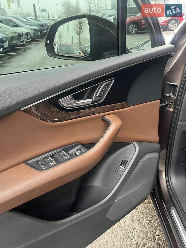 Внедорожник / Кроссовер Audi Q7 2015 в Киеве фото 17 Внедорожник / Кроссовер Audi Q7 2015 в Киеве