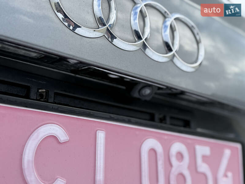 Внедорожник / Кроссовер Audi Q7 2017 в Стрые