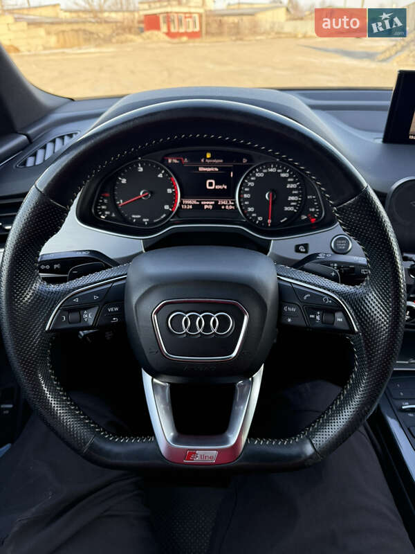 Внедорожник / Кроссовер Audi Q7 2017 в Куликове