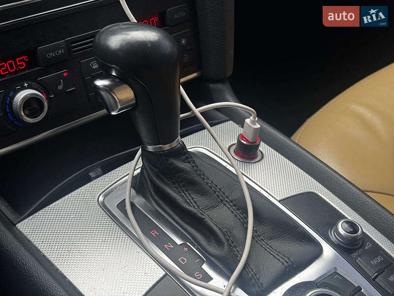 Внедорожник / Кроссовер Audi Q7 2009 в Харькове