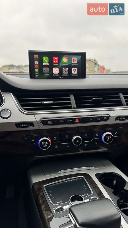 Позашляховик / Кросовер Audi Q7 2017 в Києві