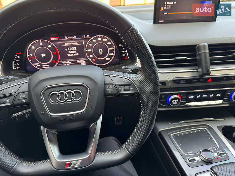 Внедорожник / Кроссовер Audi Q7 2018 в Одессе