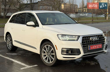 Внедорожник / Кроссовер Audi Q7 2017 в Каменском