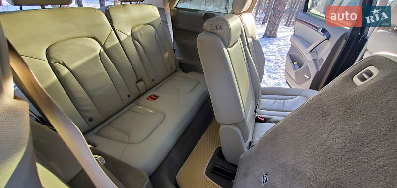 Внедорожник / Кроссовер Audi Q7 2013 в Киеве фото 11 Внедорожник / Кроссовер Audi Q7 2013 в Киеве
