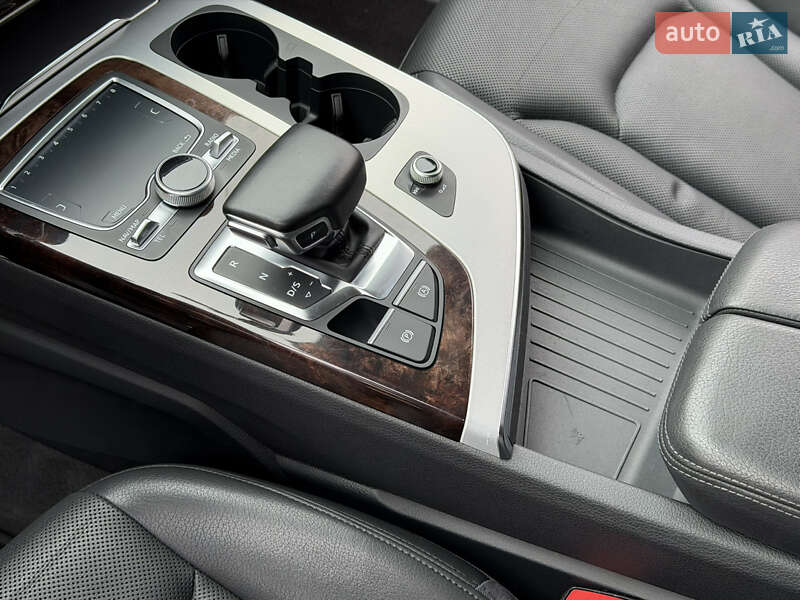 Внедорожник / Кроссовер Audi Q7 2016 в Одессе фото 48 Внедорожник / Кроссовер Audi Q7 2016 в Одессе