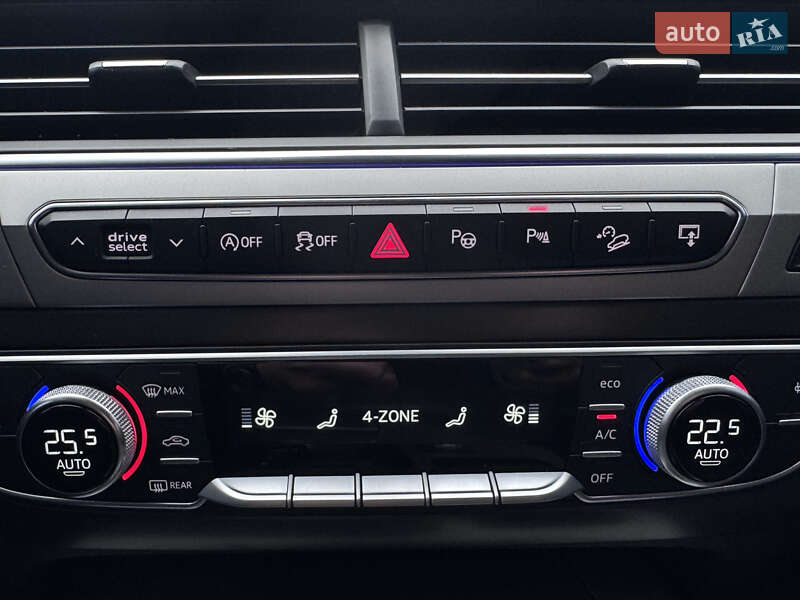 Внедорожник / Кроссовер Audi Q7 2016 в Ровно