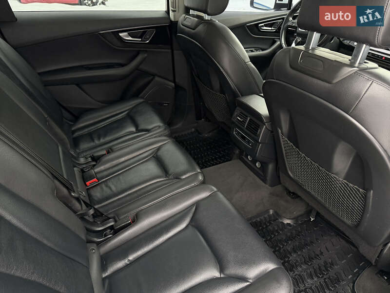 Внедорожник / Кроссовер Audi Q7 2019 в Львове