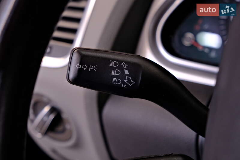 Позашляховик / Кросовер Audi Q7 2015 в Одесі