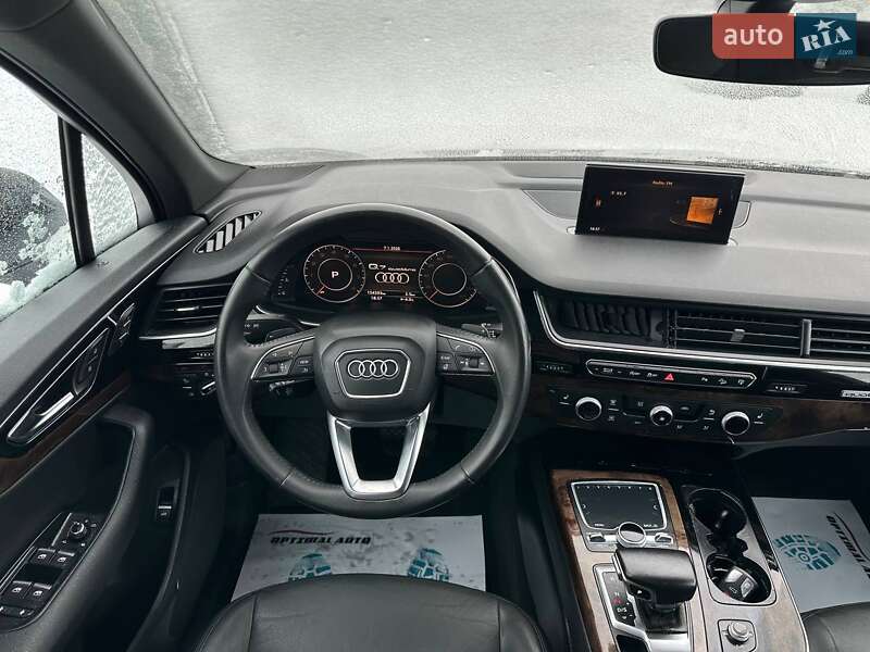 Внедорожник / Кроссовер Audi Q7 2017 в Львове