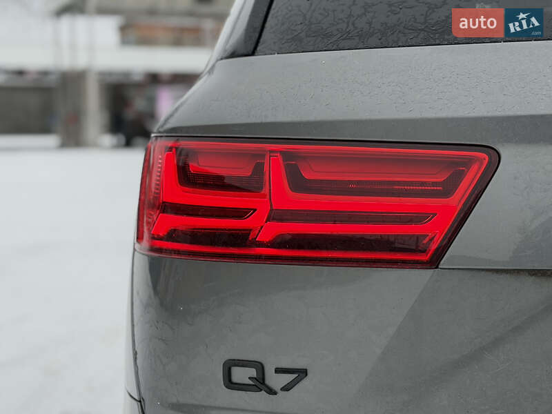 Внедорожник / Кроссовер Audi Q7 2016 в Лубнах фото 20 Внедорожник / Кроссовер Audi Q7 2016 в Лубнах