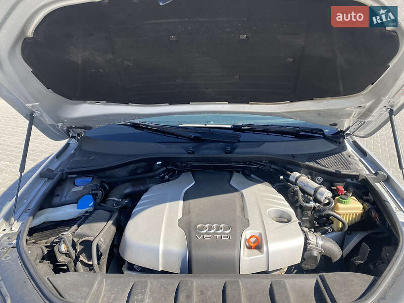 Внедорожник / Кроссовер Audi Q7 2013 в Тернополе