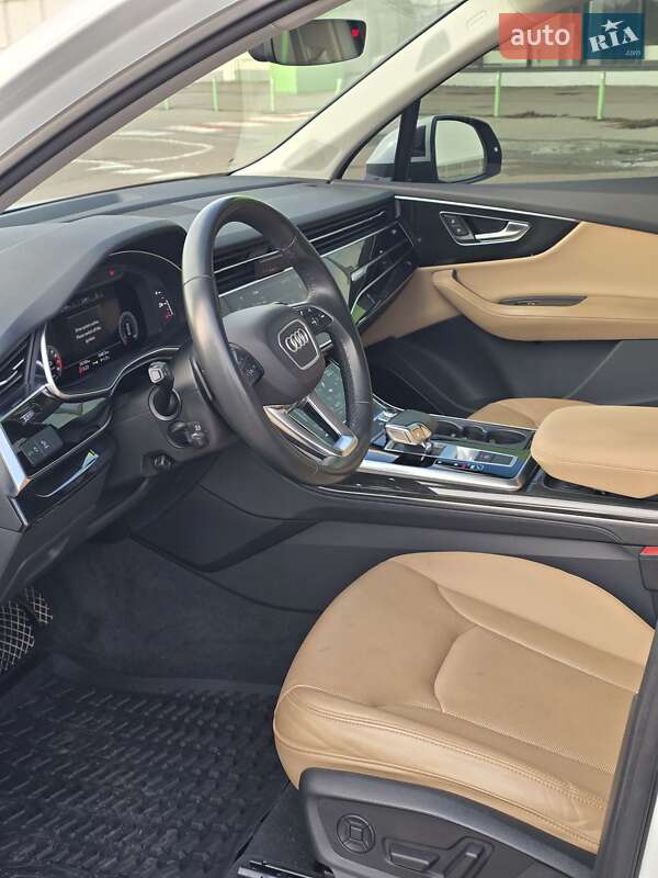 Внедорожник / Кроссовер Audi Q7 2020 в Одессе фото 16 Внедорожник / Кроссовер Audi Q7 2020 в Одессе