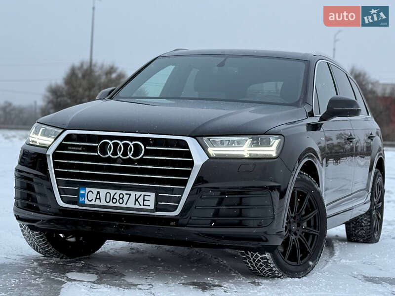 Внедорожник / Кроссовер Audi Q7 2018 в Киеве