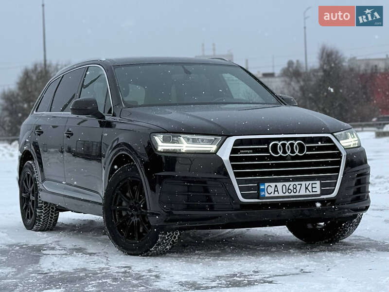 Внедорожник / Кроссовер Audi Q7 2018 в Киеве
