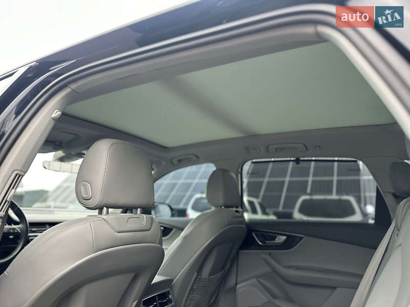 Внедорожник / Кроссовер Audi Q7 2017 в Ковеле