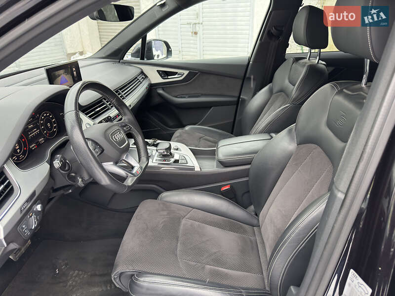 Внедорожник / Кроссовер Audi Q7 2018 в Луцке