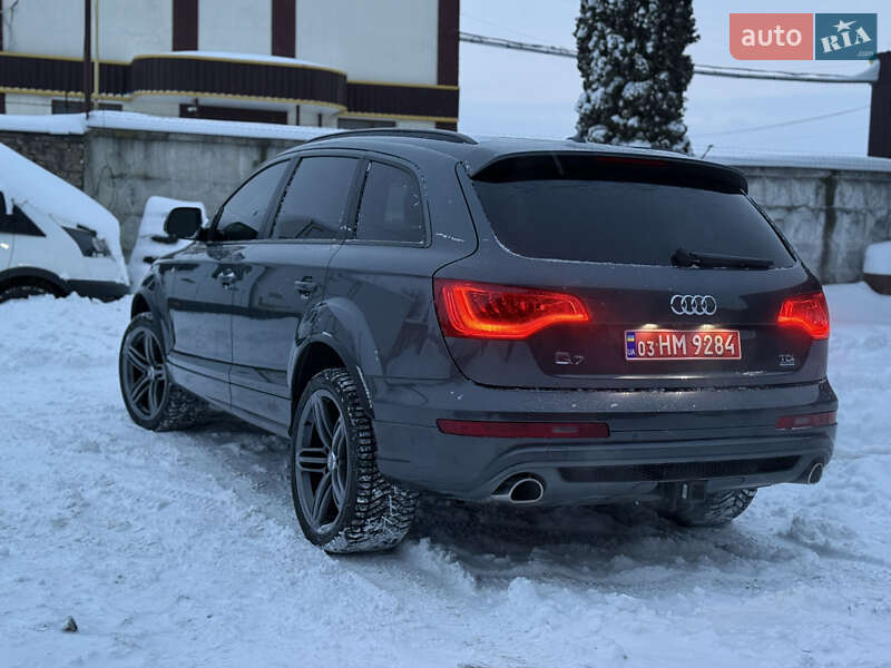 Внедорожник / Кроссовер Audi Q7 2013 в Дубно