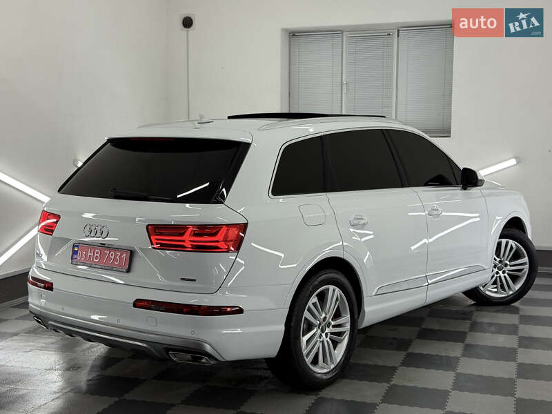 Внедорожник / Кроссовер Audi Q7 2018 в Трускавце