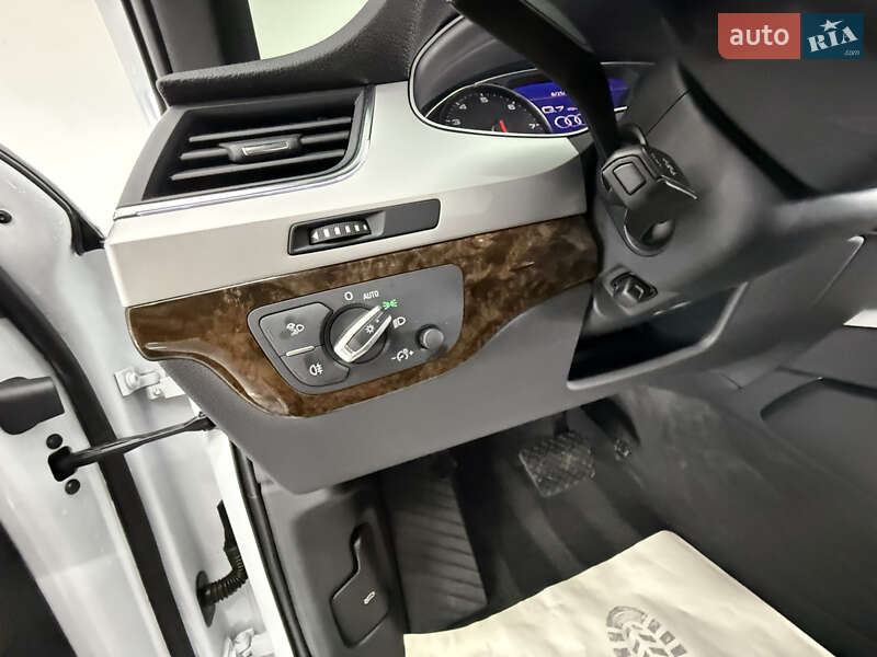 Внедорожник / Кроссовер Audi Q7 2018 в Трускавце