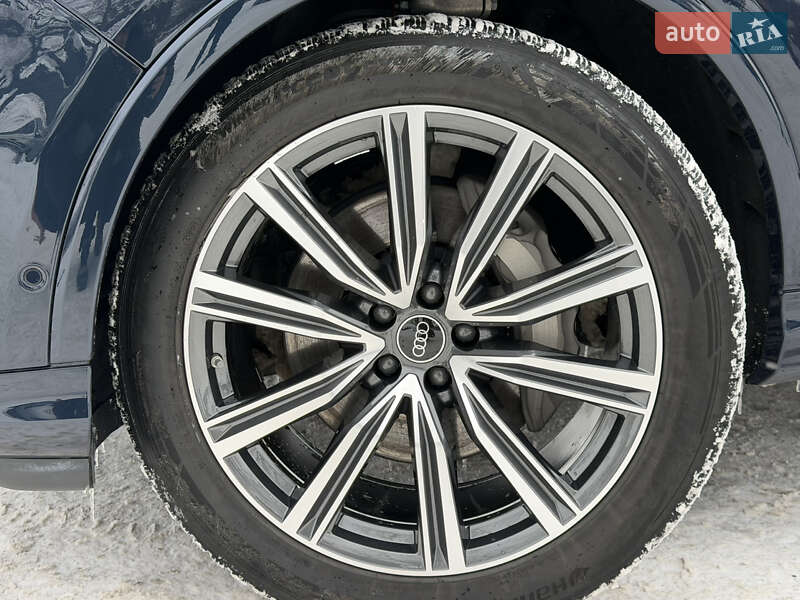 Внедорожник / Кроссовер Audi Q7 2023 в Дрогобыче