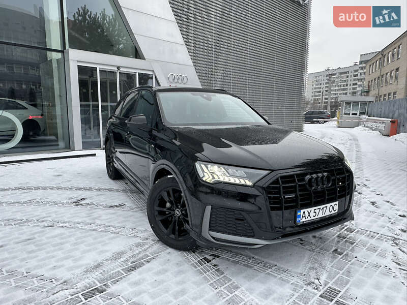 Внедорожник / Кроссовер Audi Q7 2023 в Харькове