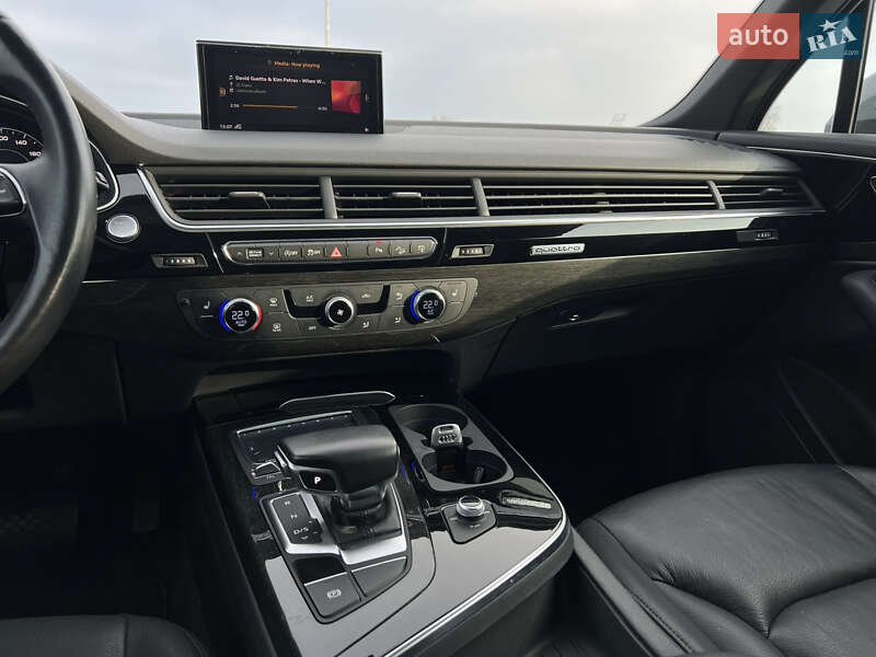 Внедорожник / Кроссовер Audi Q7 2017 в Ковеле