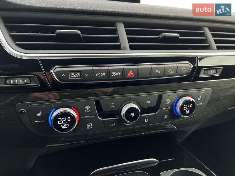 Внедорожник / Кроссовер Audi Q7 2017 в Ковеле