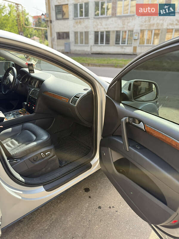 Внедорожник / Кроссовер Audi Q7 2014 в Львове