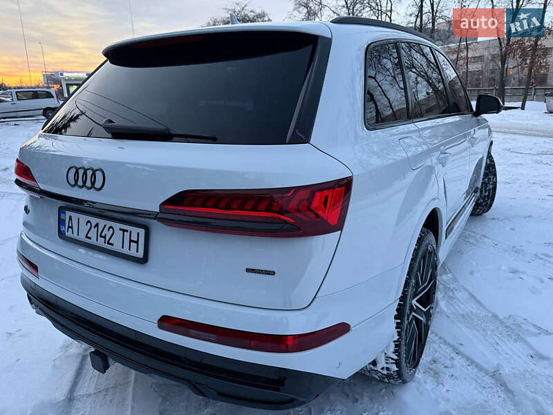 Позашляховик / Кросовер Audi Q7 2021 в Києві фото 34 Позашляховик / Кросовер Audi Q7 2021 в Києві