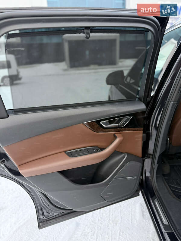 Внедорожник / Кроссовер Audi Q7 2017 в Ковеле