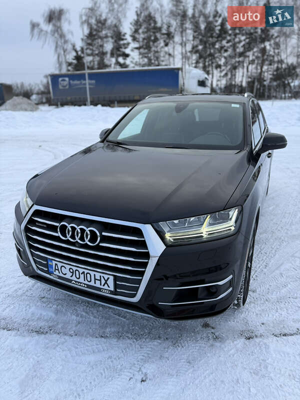 Внедорожник / Кроссовер Audi Q7 2017 в Ковеле