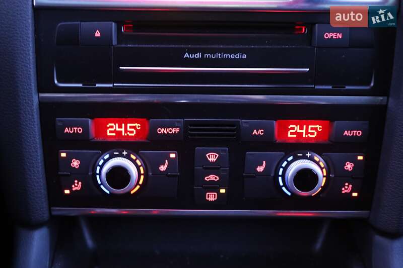 Внедорожник / Кроссовер Audi Q7 2015 в Киеве