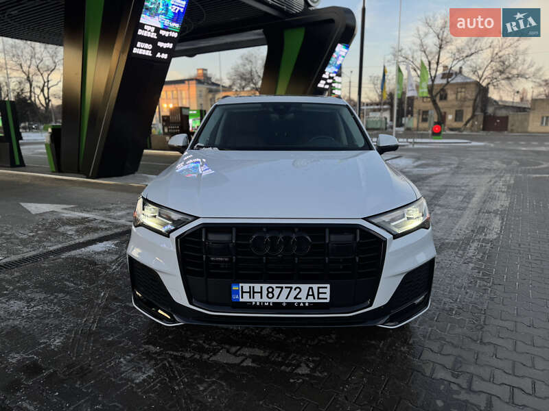 Внедорожник / Кроссовер Audi Q7 2022 в Одессе