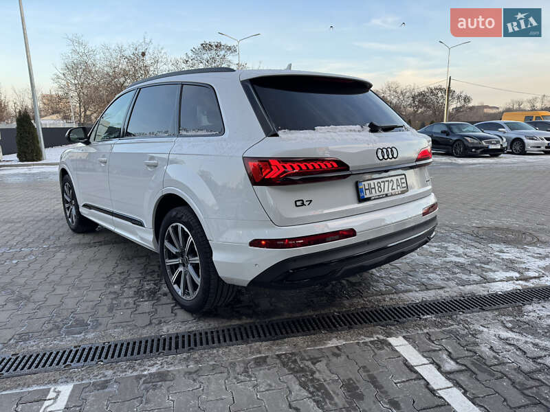 Внедорожник / Кроссовер Audi Q7 2022 в Одессе