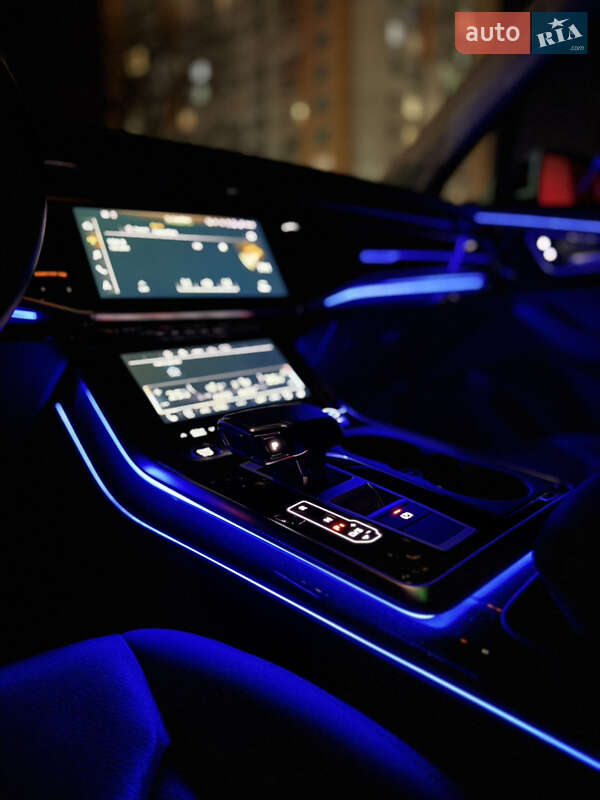 Внедорожник / Кроссовер Audi Q7 2022 в Одессе
