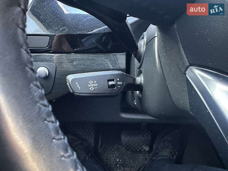 Внедорожник / Кроссовер Audi Q7 2017 в Чернигове