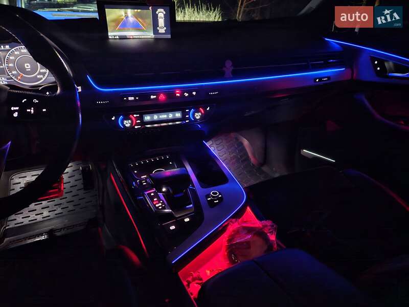 Внедорожник / Кроссовер Audi Q7 2016 в Дунаевцах