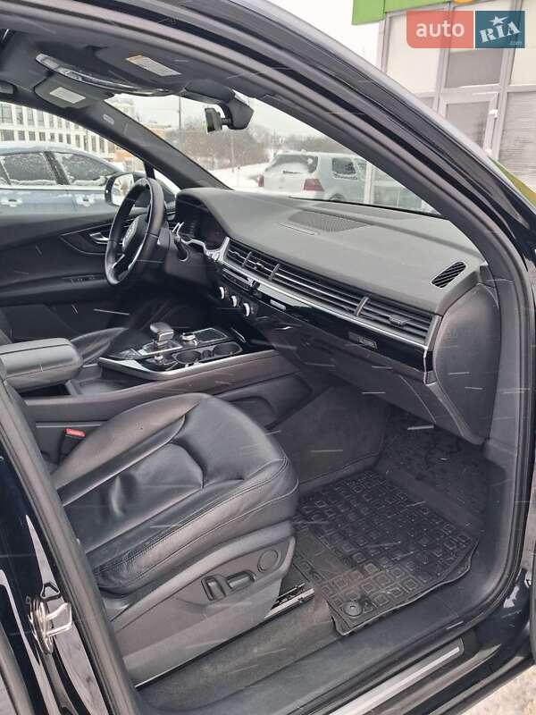 Внедорожник / Кроссовер Audi Q7 2015 в Львове фото 13 Внедорожник / Кроссовер Audi Q7 2015 в Львове