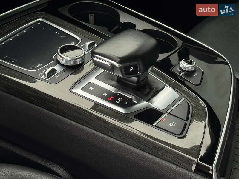 Внедорожник / Кроссовер Audi Q7 2017 в Киеве фото 31 Внедорожник / Кроссовер Audi Q7 2017 в Киеве